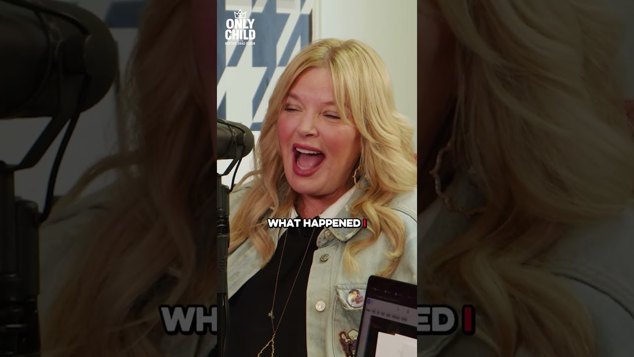 What was that??? 🦶 #comedy #podcast #bobthedragqueen #melissapeterman