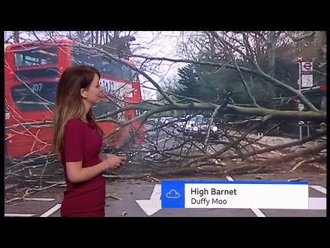 Weather Events - Storm Eunice - images and videos of the day (7b) (UK) - BBC & ITV - 18 Feb. 2022
