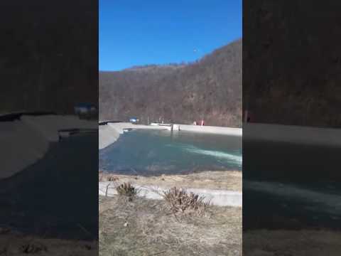 Lacul de acumulare din Fenes.judetul Caras-Severin