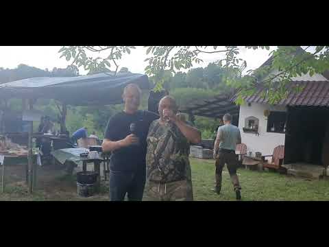 Bebe Dragomir-Petrecere cu vânătorii !