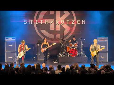 Adrian SMITH / Richie KOTZEN - Blindsided - Paris 2026