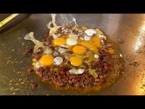 Most Famous Turkish Fast Food | Toast Sandwich With Sujuk, Cheese And Eggs | Turkish Street Foods