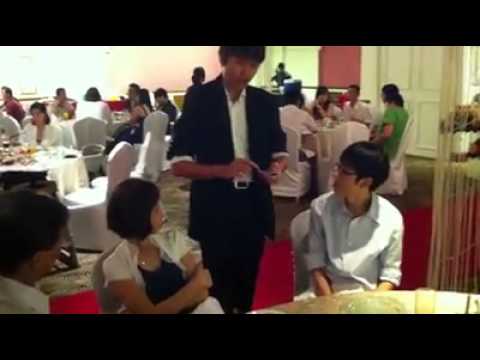 Close up magic for wedding