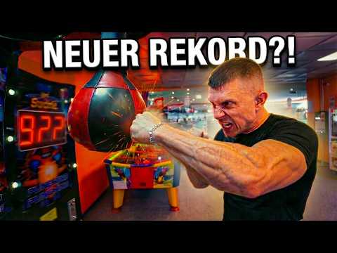 When a calisthenics athlete encounters a boxing machine...