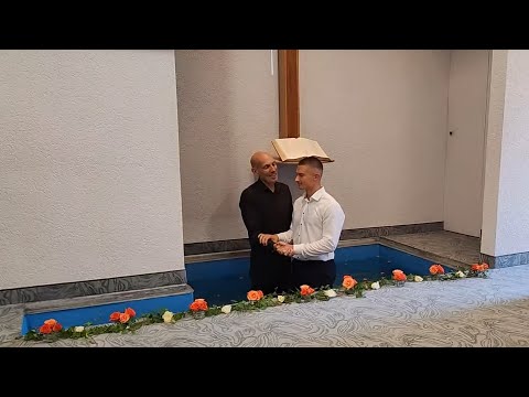 Svečani čin krštenja - Benjamin Bistrović - Adventgemeinde Kirchheim Teck