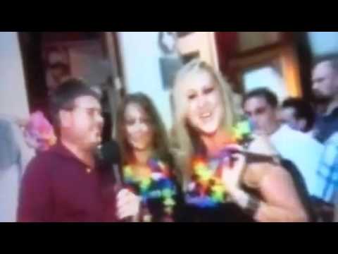 Austin Texas partygoers l Kevin Nicks 