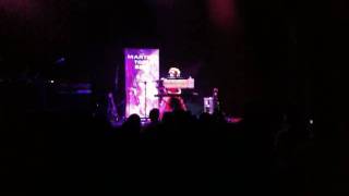 Martina Topley-Bird - Lying (live at the Wiltern 5/19/10)