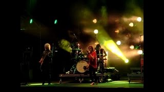 Magnus Uggla - Dansar aldrig nykter (Örebro 2015-08-15)