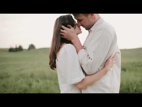 Beautiful Kiss Hot Couple!