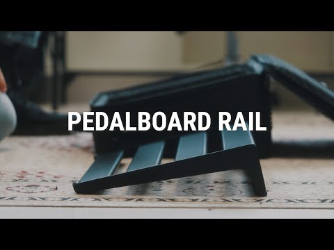 Mono Pedalboard Rail Medium + Stealth Pro Accessory Case, Black image 12