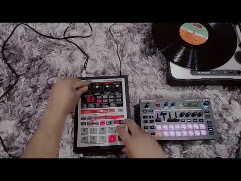 Trying to make a beat with Boss SP-303 In 5 Minutes.