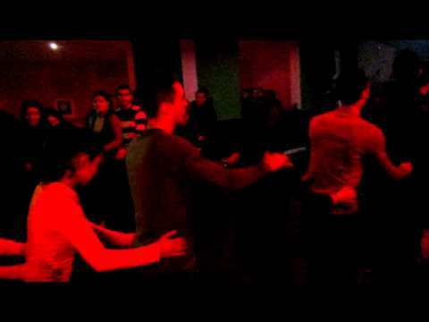 pinguinul ca la borascu :)))