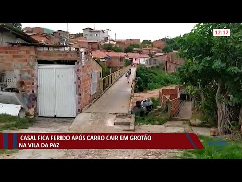 Casal fica ferido após carro cair em gortão na Vila da Paz 18 01 2021