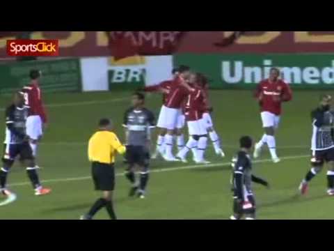 Internacional 4 x 1 Figueirense - Campeonato Brasileiro 2011