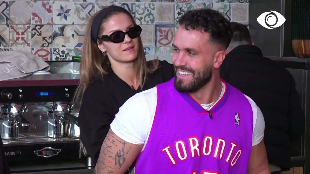 Shpatin i dhemb krahu, Nita e masazhon