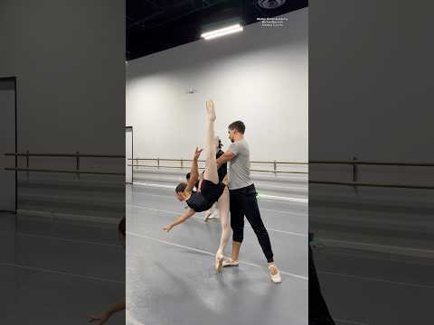 Sie werden zu schnell erwachsen🥹 #Ballett #Ballerina #Tanz #Tänzerin #fürimmerjung #Tanzvideo