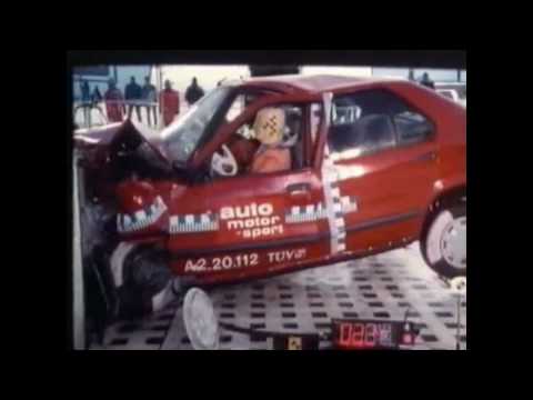 Renault 19 AMS Frontal Impact