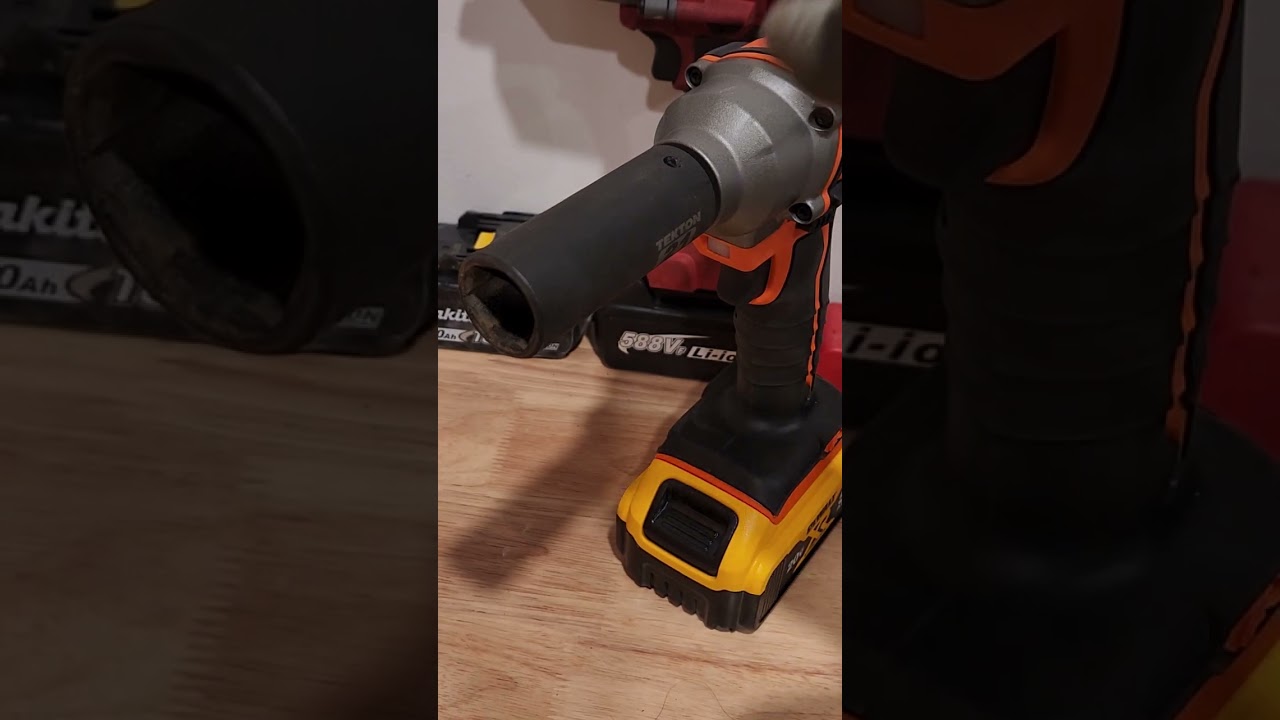Impact Wrench pin detent