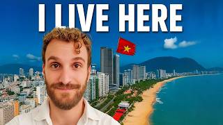 I live in Da Nang Vietnam for $370/MONTH rent - Take a look inside my apartment