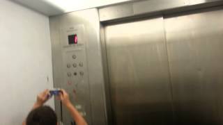 preview picture of video 'Riding the Haughton/OTIS 5700 elevator @ URMC w/ EthanS elevators.'