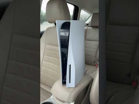 It’s the perfect time on a rainy day for a spider adventure🕸️ #gaming #asmr #playstation #ps5 #ford