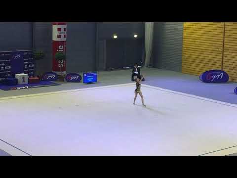Lucie Leonate cerceau  - Nat B 12-13 ans - France Chambéry 2019