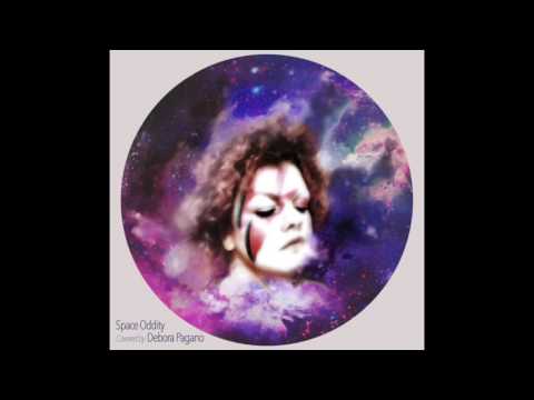 Space Oddity _ Debora Pagano ©