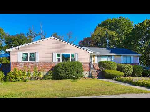 17 Charlotte Lane A, Randolph, MA 02368