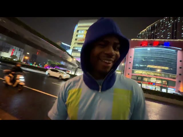 Wow von Symba ((jetzt ansehen))