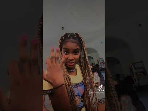 que maldita cura con la jente de la vacuna😂