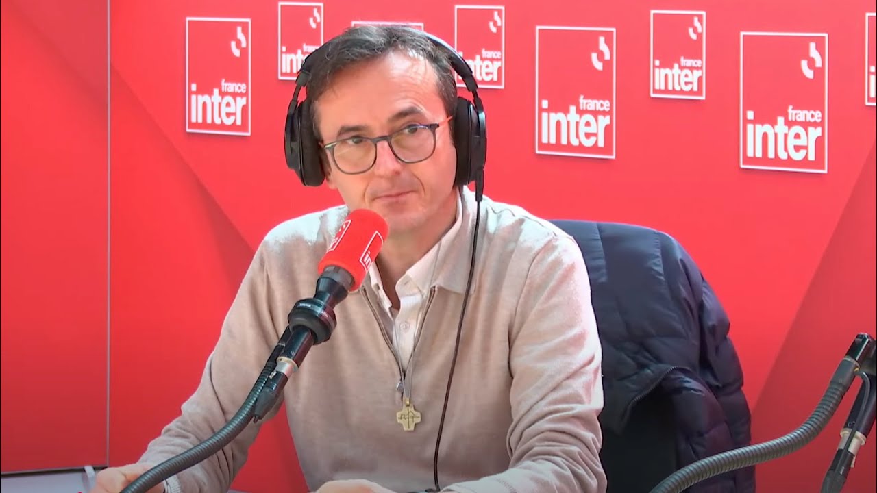 Le pape François hospitalisé : "La situation est sérieuse", selon Arnaud Alibert (La Croix)