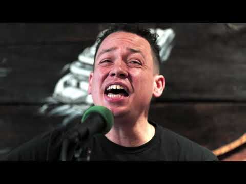 The O'My's perform "Pieces (Live on Sound Opinions)"