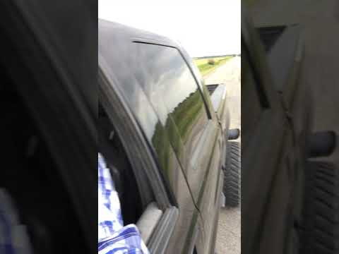 Single turbo 6.4L rollin some coal