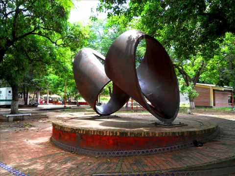 Garzón y Collazos - Tambores de Pacandé - Colección Lujomar.wmv