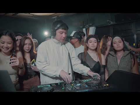 Siangyoo Hip-Hop, R&B, Edits 006 Live @What’s Up? Ilo-Ilo.