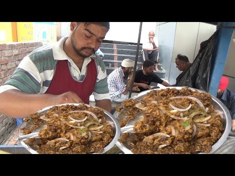 Hard Working पाजी (Bro) - It's Lunch Time In Amritsar Street - Nutri Rice 10 rs & Nutri Kulcha 20 rs