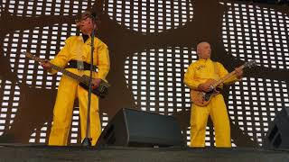 DEVO Mongoloid LIVE at Riot Fest in Chicago 9/19/21