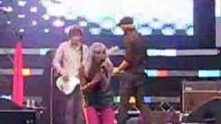 Krezip - Play this game with me (Live)