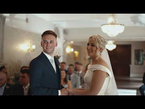 Real wedding | When love just clicks | Your North West Wedding 83