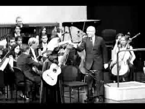 Sabrina Vlaskalic performs M.C.Tedesco: Concerto No. 1 for Guitar and Orchestra Op. 99, Allegretto