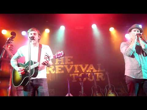 Brian Fallon & The Revival Tour Gang   Heart Of Gold + Keep On Rocking In The Free World