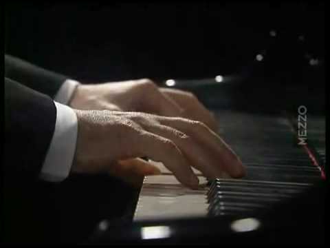 Barenboim plays Bach Goldberg Variations - Aria.