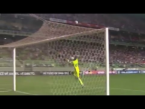 Golaço de otero do meio campo,Atlético MG 3x0 Coritiba pelo campeonato brasileiro 2017 (19/11/2017)