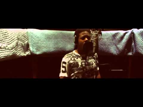 Rowdy Rebel GS9 x Wells - WHO AM I (Official Video) Studio Performance