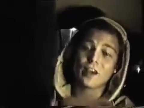 Video thumbnail for Tuhlaajapoika