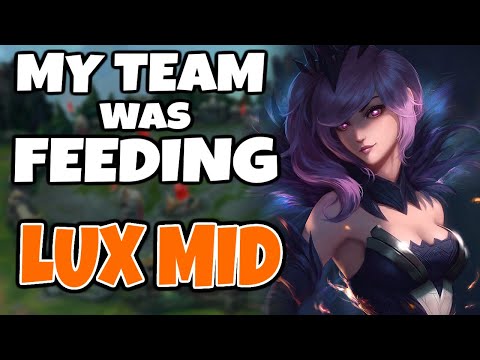 My entire team was INTING... (But Pyke). Can I still CARRY THEM with LUX? | Challenger Lux | 12.6
