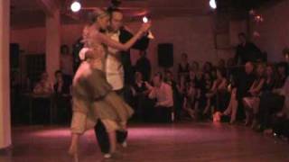 Video thumbnail for Claudia Rogowski & Matias Facio - Tangomatrix Hamburg - 03.10.2009 - 1 -