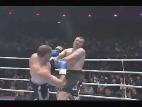 Feitosa  vs. Schilt high-kick, 2007 WGP Quarter Finals