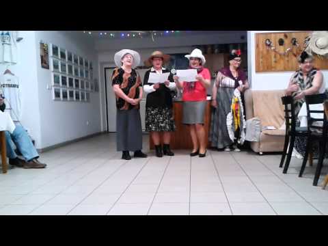 Vystoupení seniorek z Malého Hradiska