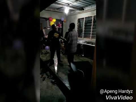 Steady Aku !!! Bai Efy @ Raymond Jihap